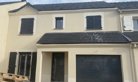R+1 AVEC GARAGE INTÉGRÉ